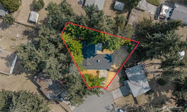 1206 Independence Court, Oak Harbor, WA 98277