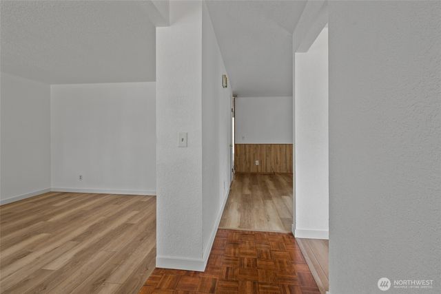 1206 Independence Court, Oak Harbor, WA 98277