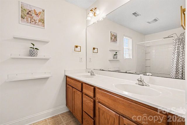 421 Glencroft Drive 88, Wingate, NC 28174