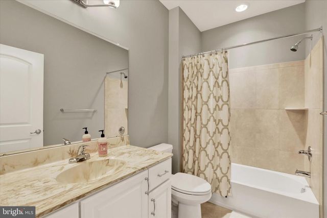 49 DAVID DR, Newtown, PA 18940