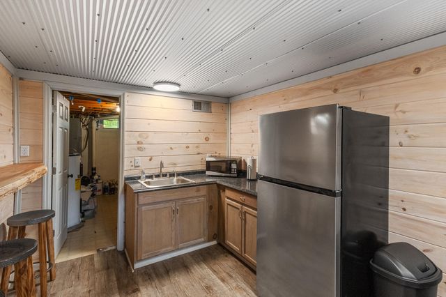 1099 Red Cloud Road, Ten Mile, TN 37880