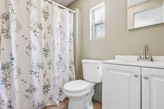 9 Secretariat Street, Howell, NJ 07731