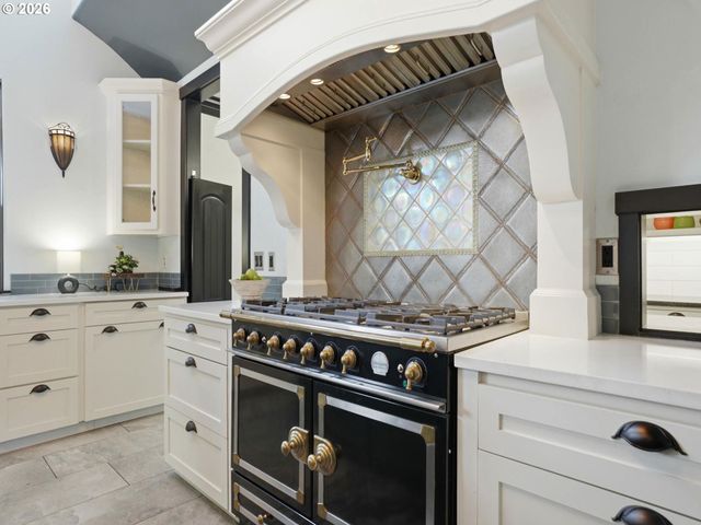 5811 Ne 65TH Ct, Vancouver, WA 98661