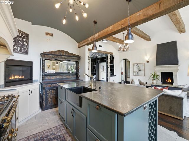 5811 Ne 65TH Ct, Vancouver, WA 98661