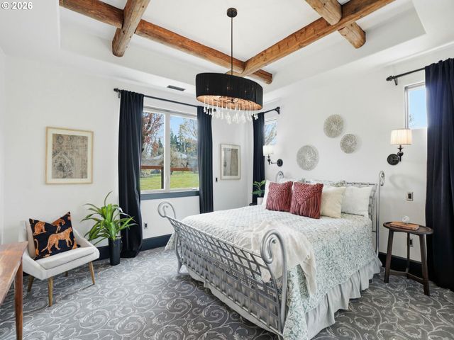 5811 Ne 65TH Ct, Vancouver, WA 98661