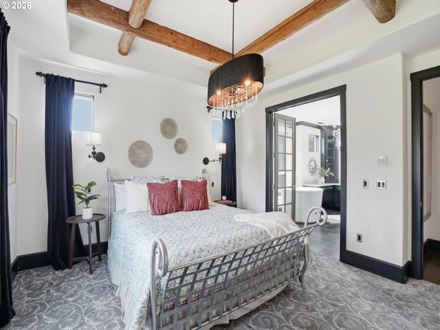 5811 Ne 65TH Ct, Vancouver, WA 98661