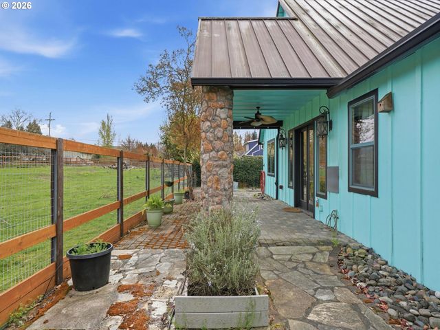 5811 Ne 65TH Ct, Vancouver, WA 98661