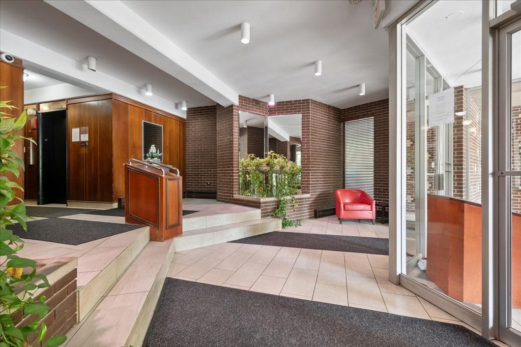 1111 CHURCH Street 305, Evanston, IL 60201 — photo 2