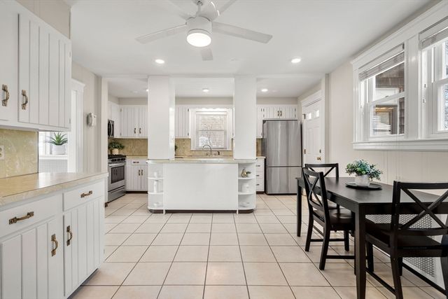 24 Lynde Ave, Melrose, MA 02176