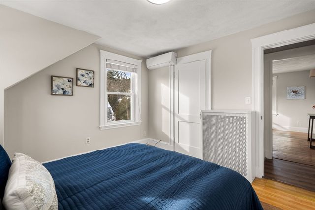 24 Lynde Ave, Melrose, MA 02176