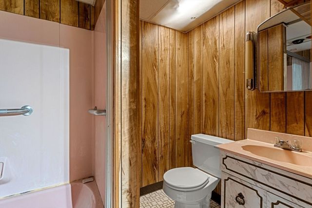 24 Lynde Ave, Melrose, MA 02176