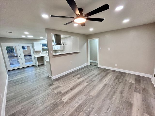 705 Jadewood Drive, Dallas, TX 75232