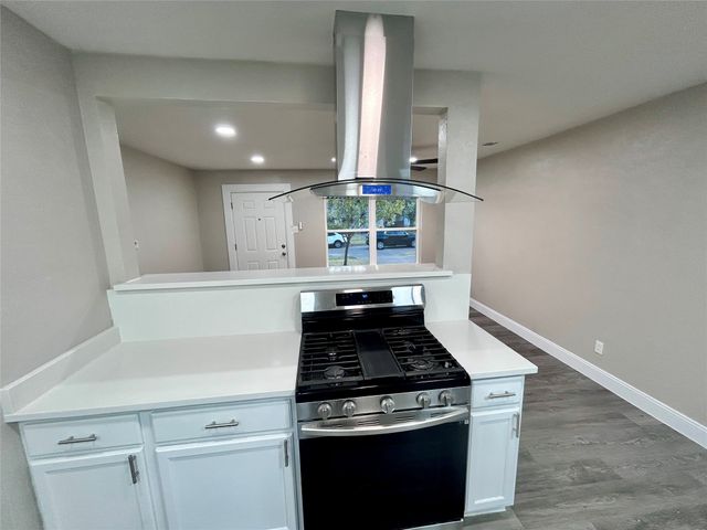 705 Jadewood Drive, Dallas, TX 75232
