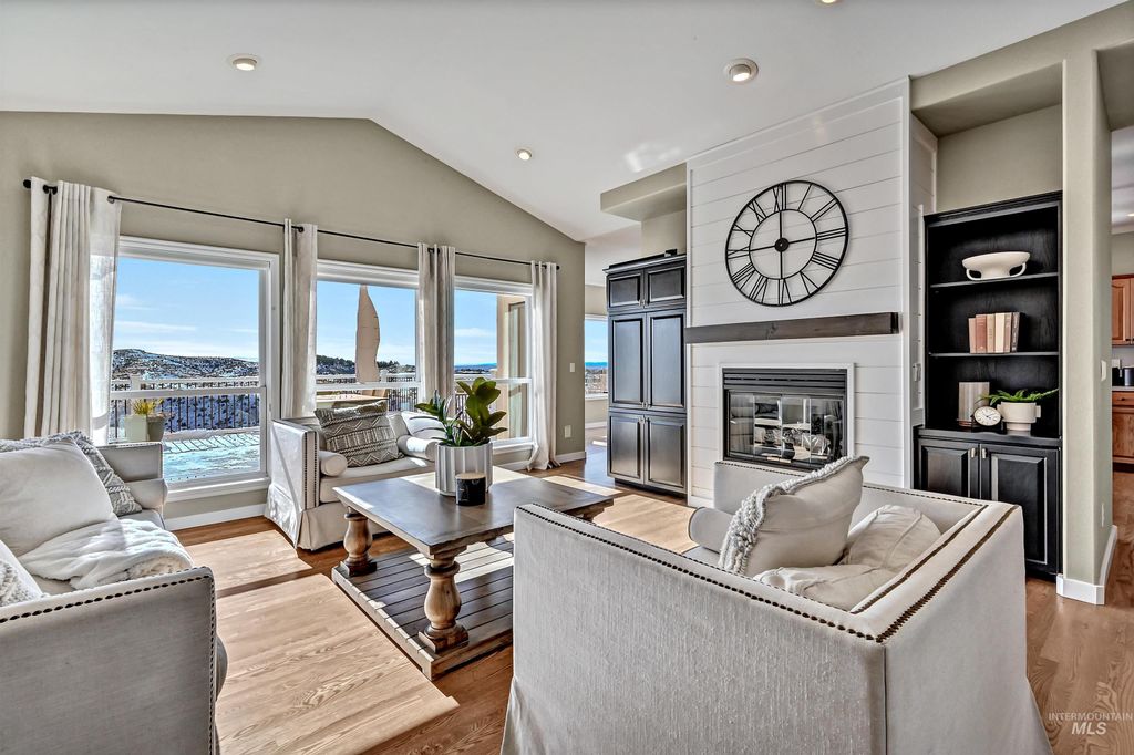 817 E Highland View Dr, Boise, ID 83702 photo 13