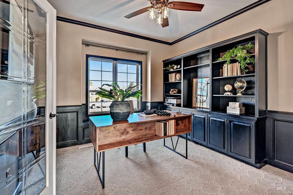 817 E Highland View Dr, Boise, ID 83702 photo 2