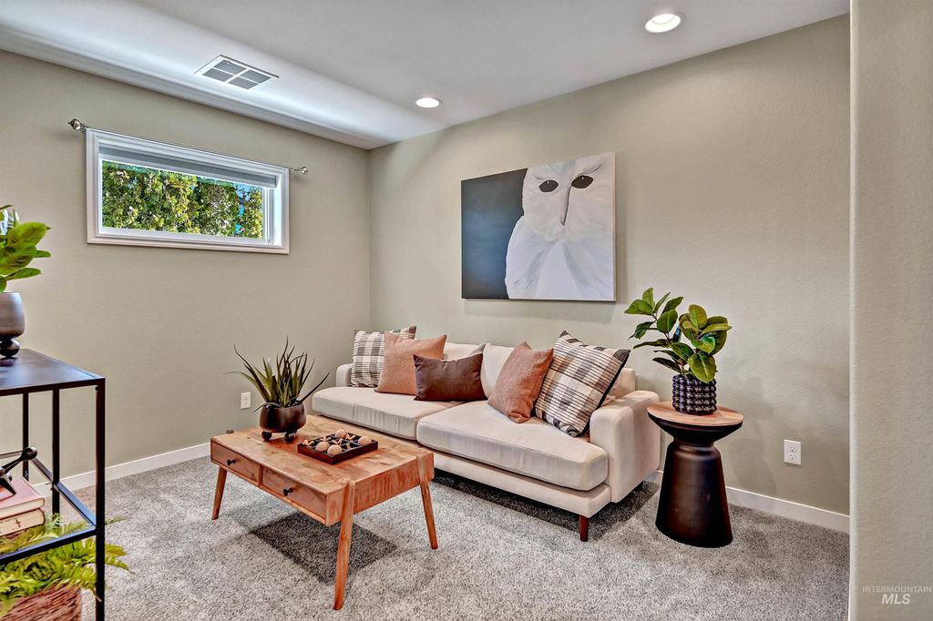 817 E Highland View Dr, Boise, ID 83702 photo 20