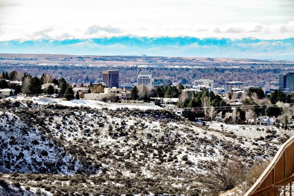 817 E Highland View Dr, Boise, ID 83702 photo 34