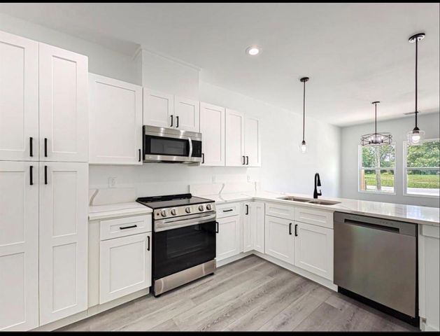 8614 Peachtree Street C, Houston, TX 77016