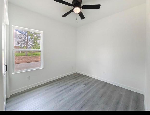 8614 Peachtree Street C, Houston, TX 77016