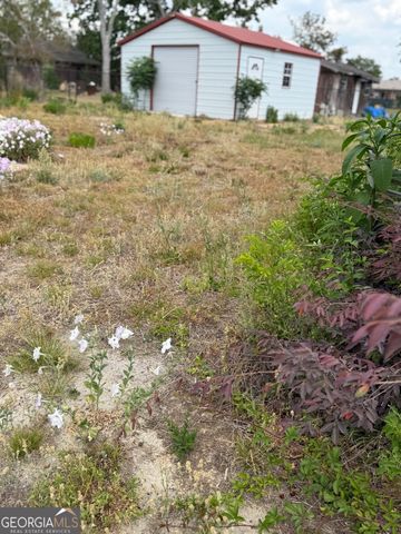 12 Elementary Street, Hazlehurst, GA 31539