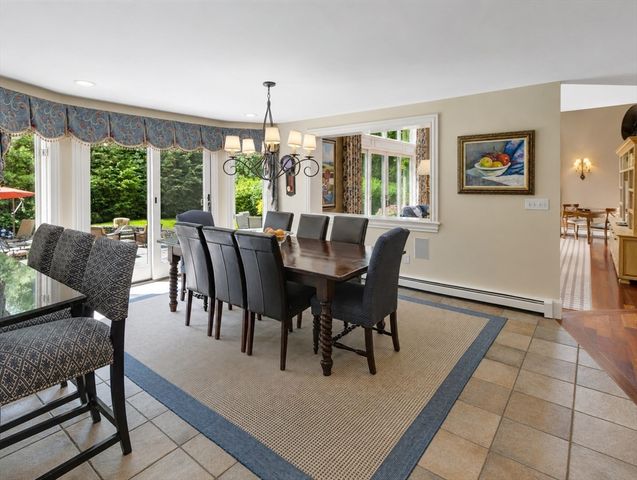 6 Windsor Pl, Mansfield, MA 02048
