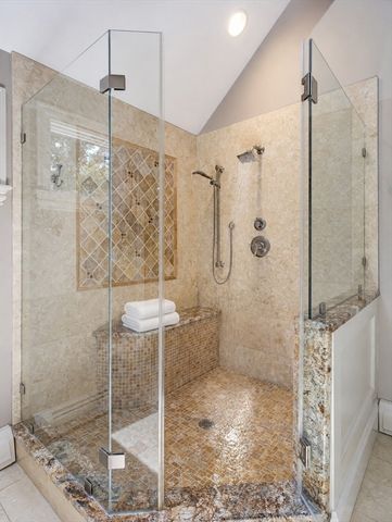 6 Windsor Pl, Mansfield, MA 02048