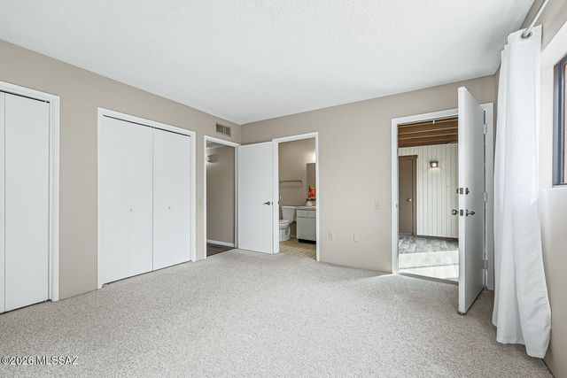 2860 S Camino El Greco, Green Valley, AZ 85622