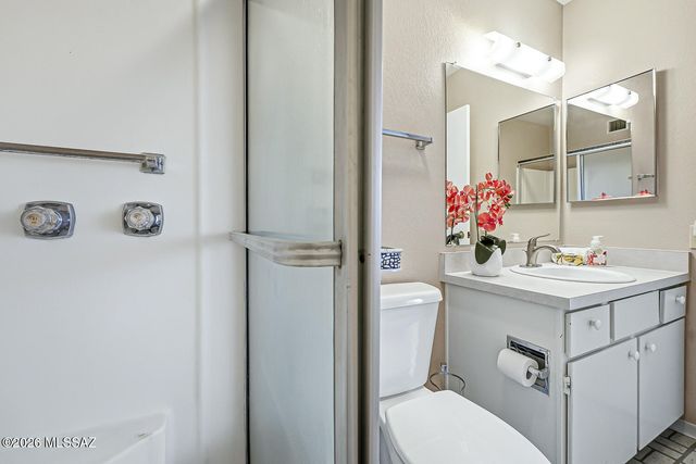 2860 S Camino El Greco, Green Valley, AZ 85622
