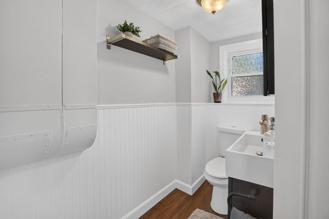 3 Connolly St, Randolph, MA 02368