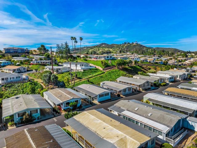 1219 E barham drive 37, San Marcos, CA 92078