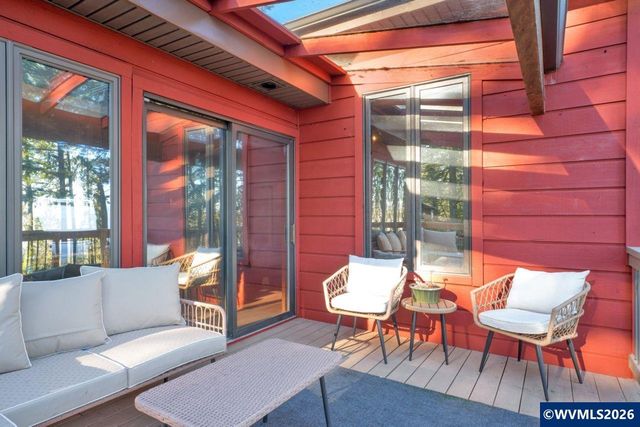 6635 NW Niagara Pl, Corvallis, OR 97330