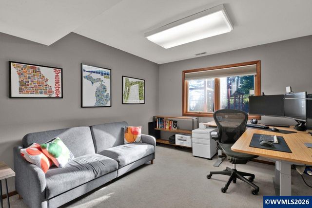 6635 NW Niagara Pl, Corvallis, OR 97330