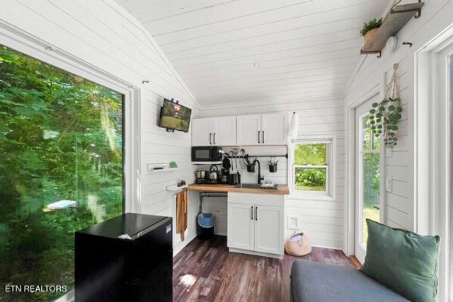 3694 Wilhite Rd, Sevierville, TN 37876