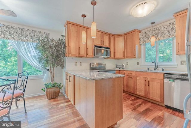 301 S POINT DR, Chadds Ford, PA 19317
