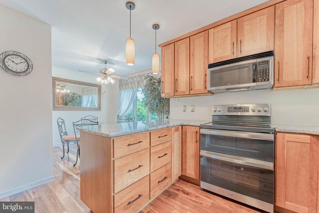 301 S POINT DR, Chadds Ford, PA 19317