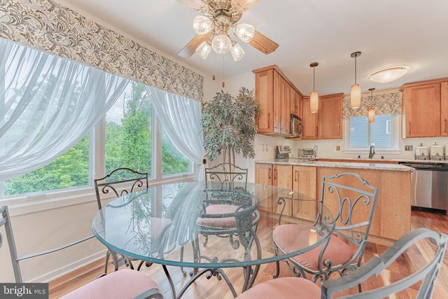 301 S POINT DR, Chadds Ford, PA 19317