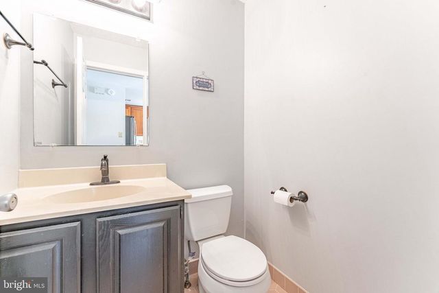 301 S POINT DR, Chadds Ford, PA 19317