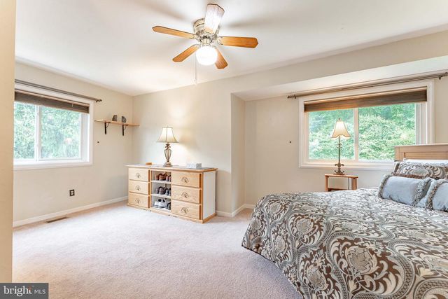 301 S POINT DR, Chadds Ford, PA 19317