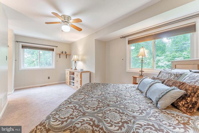 301 S POINT DR, Chadds Ford, PA 19317