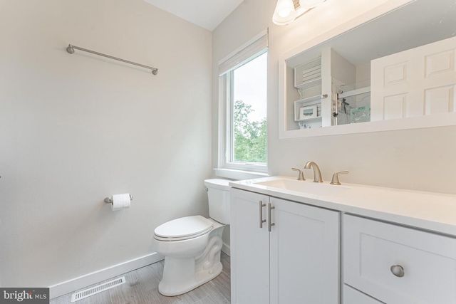 301 S POINT DR, Chadds Ford, PA 19317