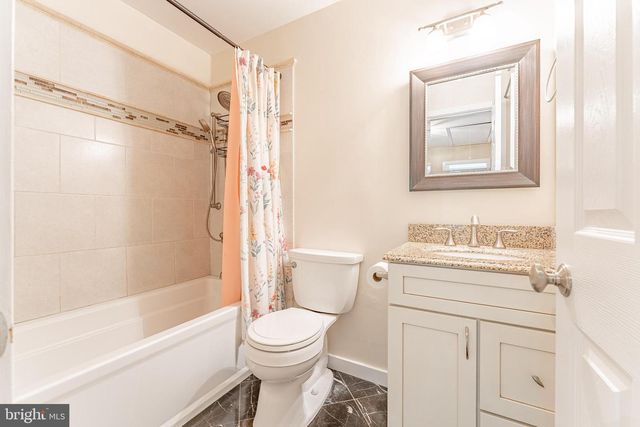 301 S POINT DR, Chadds Ford, PA 19317