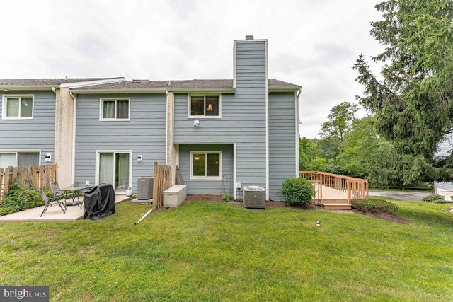 301 S POINT DR, Chadds Ford, PA 19317