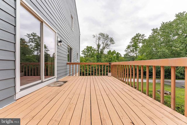 301 S POINT DR, Chadds Ford, PA 19317