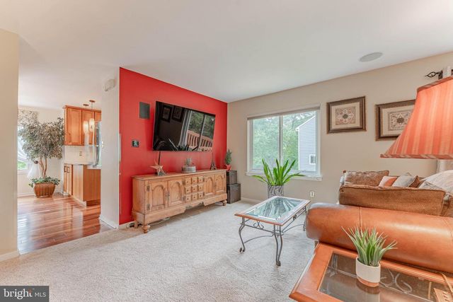 301 S POINT DR, Chadds Ford, PA 19317