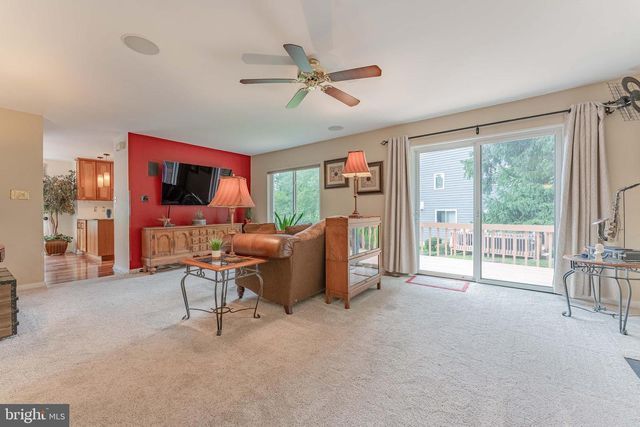 301 S POINT DR, Chadds Ford, PA 19317