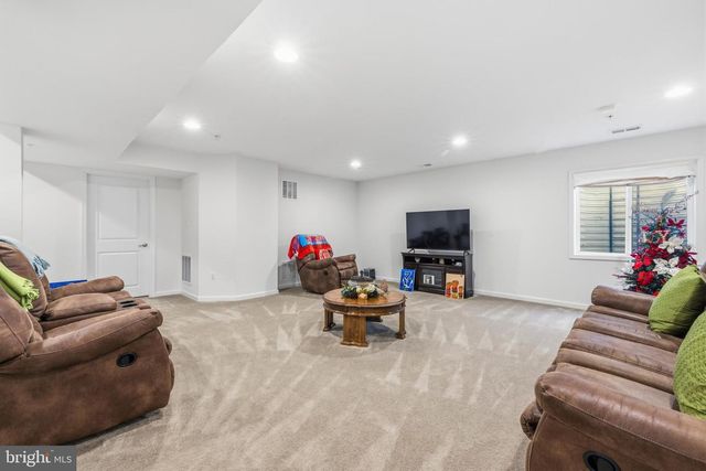 5173 MUDVILLE LN, Waldorf, MD 20602