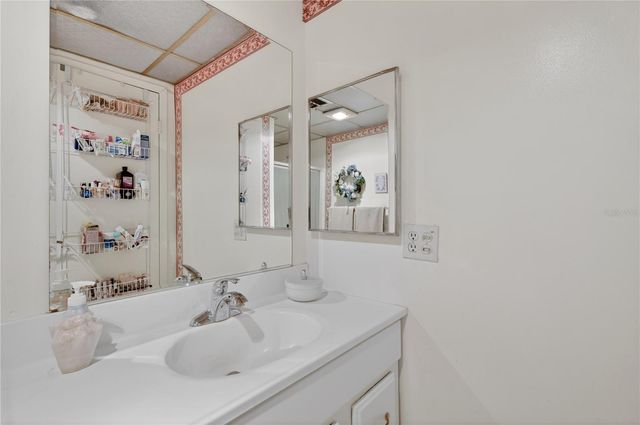 201 BEDFORD TRAIL F121, Sun City Center, FL 33573