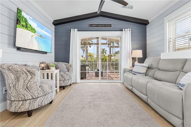 5233 Pineland Daisy TRL, Fort Myers, FL 33905