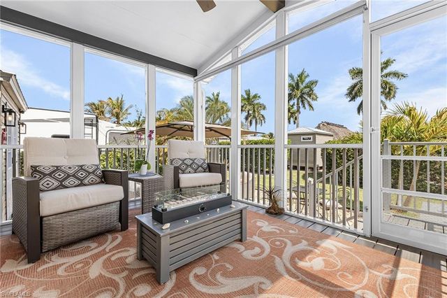 5233 Pineland Daisy TRL, Fort Myers, FL 33905