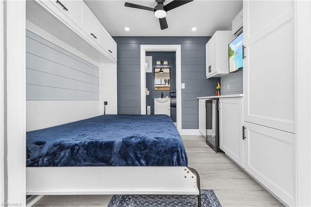 5233 Pineland Daisy TRL, Fort Myers, FL 33905